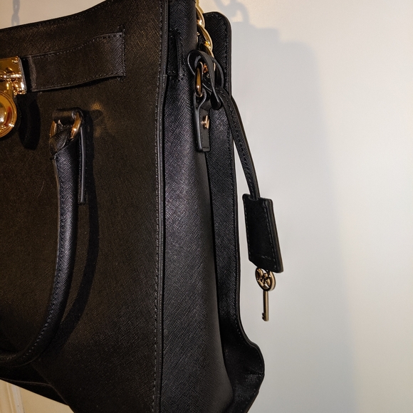 Purse - Picture 3 of 6